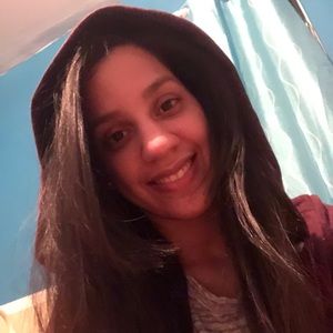 Meet your Posher, Denisse